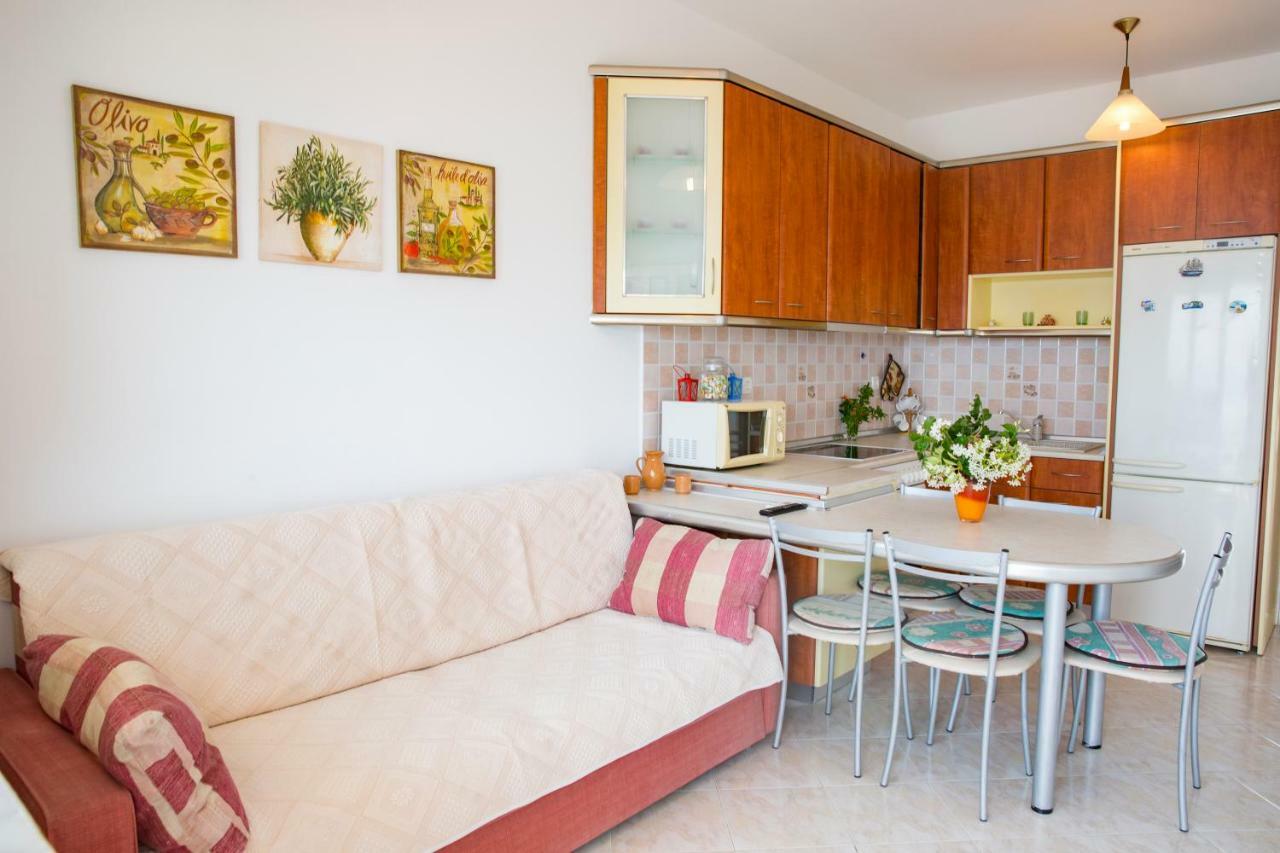 Chara's Sea View House Apartamento